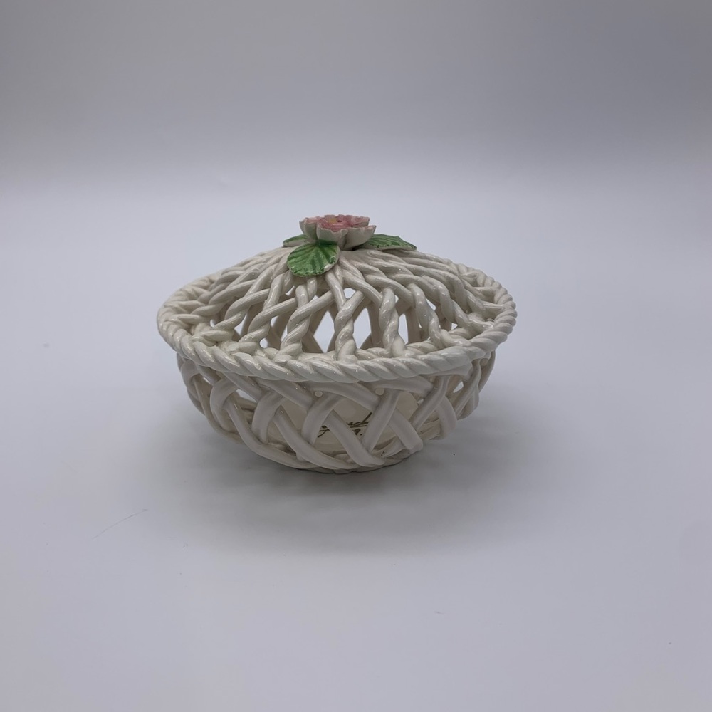 LEVANTE Porcelain Woven Basket Bowl With Lid & Pink Flower Signed Alejandro 89